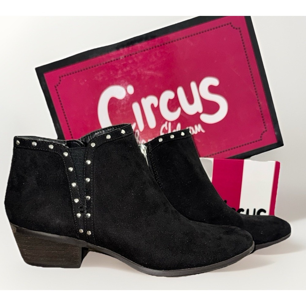 Circus by Sam Edelman Suede Ankle Boots Size 6.5 Zipper Studded Black New W/ Box